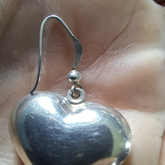 Sterling silver. 925 Puffy Heart shaped earrings - Picture 6 of 8